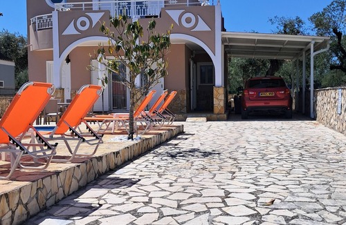 Agrilia Villa | Beautiful Villa Ella with private pool. E.O.T Licence MHTE 0428K9200476001