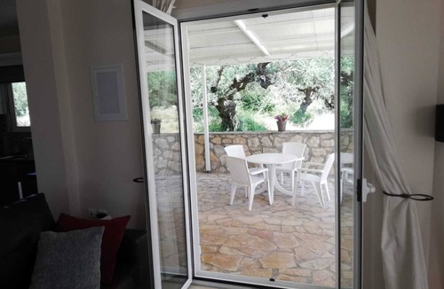 Agrilia Villa | Beautiful Villa Ella with private pool. E.O.T Licence MHTE 0428K9200476001