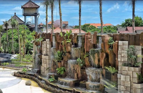 North Legian Villa | Beautiful Villa with Private Pool & Balcony (TSun Villa)