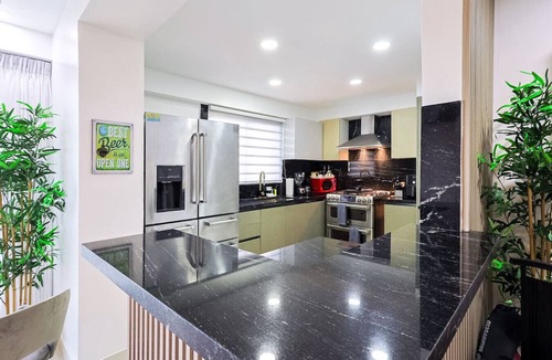 Ciudad Universitaria Apartment | Beautiful well appointed City Center 2BD Condo, Full AC, Fast Wi-Fi, Near all.