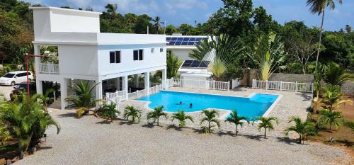 Las Galeras House | Bella Villa Apart for 2 with kitchen pool and close to the beach