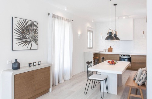 Maragas Villa | Bellevue Villa One - enjoy the 130sqm villa and the view over the infinity pool!