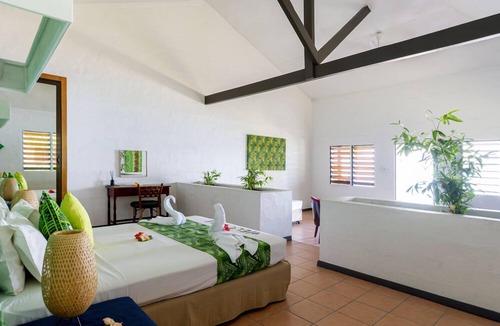 Bekana Island Hotel | Belo Vula Resort
