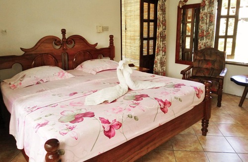 La Passe House | Beryl Guesthouse - Eden Room, quiet, near La Passe