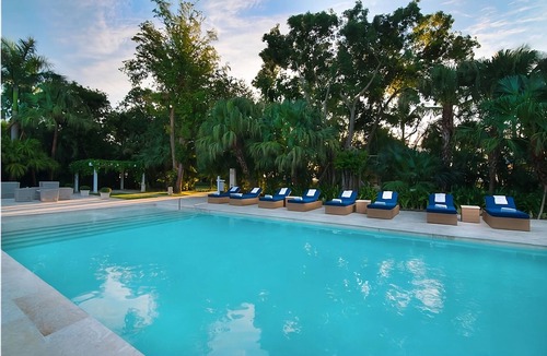 Punta Cana Apartment | Best Place to Unwind! Two Spacious 2BR Suites, Swimming Pool, Beachfront!