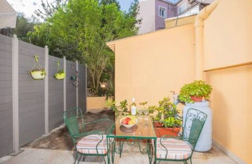 Corfu Town Apartment | Bethy's #2|Studio - One Bedroom Apartment, Sleeps 2