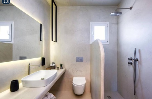 Karterados House | BH586 - C - Suite Santorini