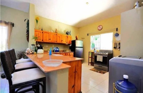 La Mulata House | Bienvenidos a Villa Casa Lucy. Centrally located in the heart of Sosúa
