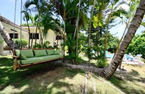 La Mulata House | Bienvenidos a Villa Casa Lucy. Centrally located in the heart of Sosúa