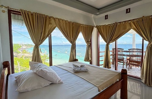 Bira Bed & Breakfast | Bira Panda Beach 2