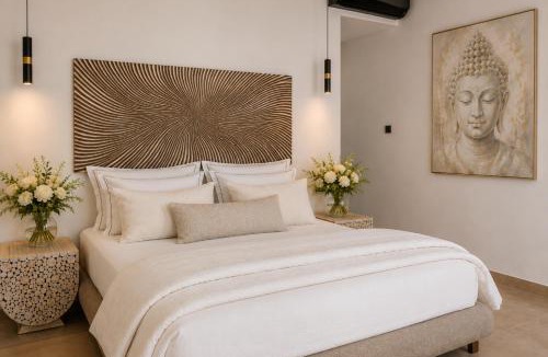 Lambi Hotel | BLACK AMBER BOUTIQUE HOTEL