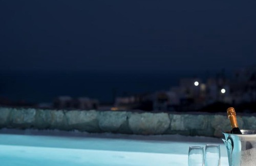 Akrotiri Villa | Black Gem Villa - Private Heated Jacuzzi & Caldera View