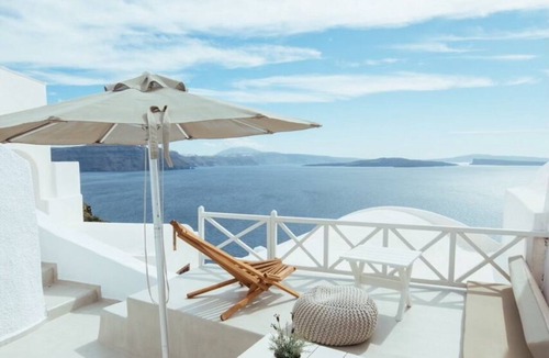 Oia Villa | Blu Bianco cave loft