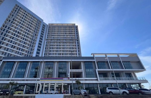 Panakkukang Apartment | Blue Accent Studio At Delft Ciputra Makassar Apartment