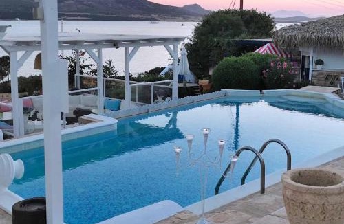 Antiparos Apartment | Blue Dolphin Antiparos Villas and Suites