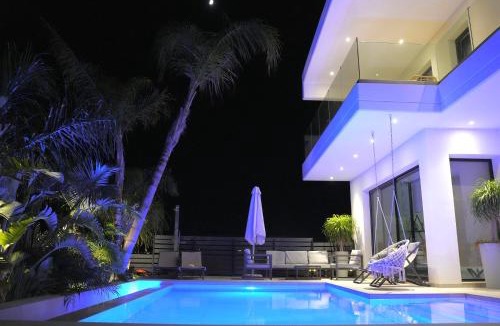Rhodes Town Villa | Blue Hills Villa