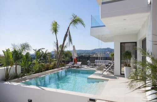 Rhodes Town Villa | Blue Hills Villa
