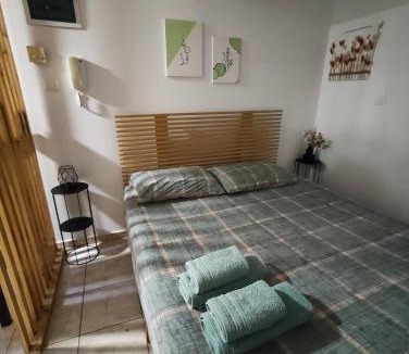 Mesolongi Apartment | Blue Lagoon Studio