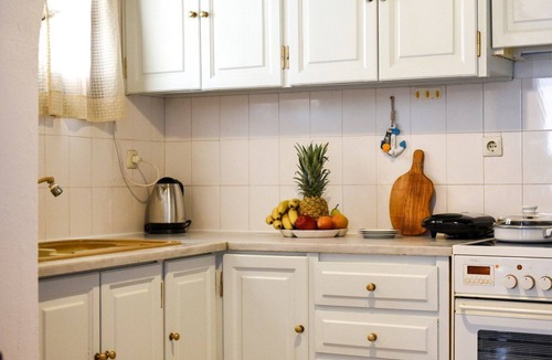 Skiathos Town Apartment | Blue Nest - Cozy apartment in the heart of Skiathos Town
