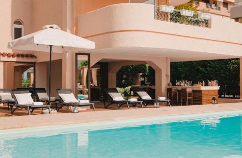 Varkiza Apartment | Blue Note Resort & Club
