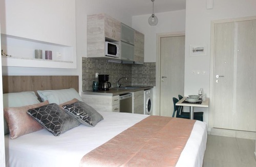 Perea Apartment | Blue Sky Studio