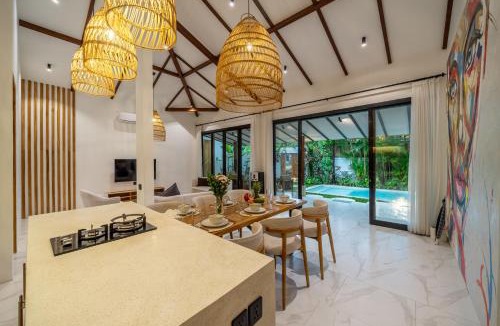 Penestanan Villa | Blue Wave Ubud - Private Pool Villa with Spacious Garden