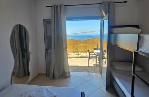 Dhermi Bed & Breakfast | Bluflest