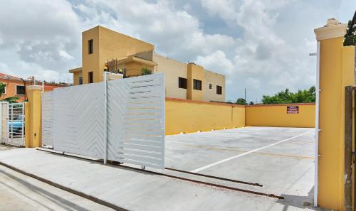 Corales del Sur Apartment | BNB Family Vacation Rentals, Corales del Sur, Santo Domingo Este