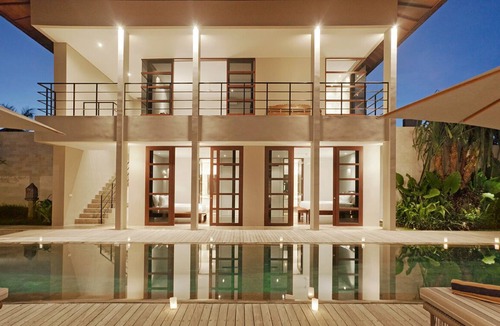 Bukit Villa | Book 3 Bedrooms, Stay at Large 4 Bedrooms Luxe Pool Villa, Daily staff service