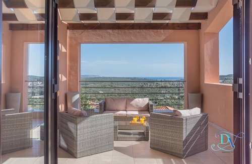 Makhairoi Villa | Bountiful Modern very spacious villa with Pool, featuring sea and mountain view.