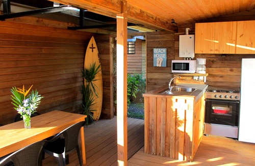 Arue House | Bounty Lodge Vacation Rentals with Panoramic Lagoon and Ocean Views