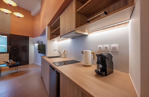 Thissio Apartment | Boutique Studios Psyrri