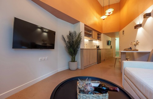 Thissio Apartment | Boutique Studios Psyrri