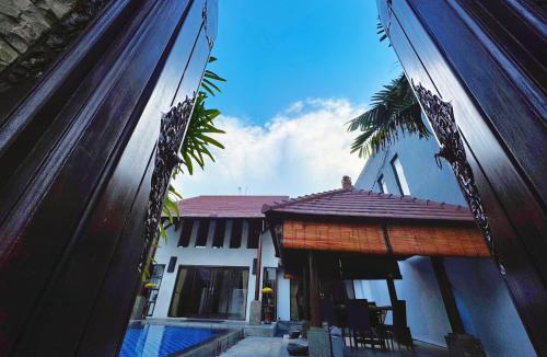 Denpasar Villa | Brady's 3 bedrooms Villa Center of Sanur