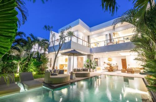 Berawa Villa | Brand New 4br Villa 400 to Finns Canggu