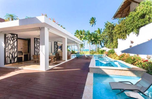 Portillo Villa | Breathtaking Beachfront Mansion - Your Own Private Resort