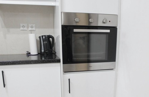 Varkiza Apartment | Bright and Peaceful Apartment near Varkiza beach