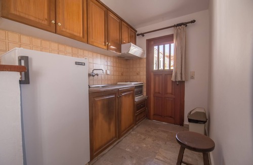 Poros Apartment | bright, splendid house