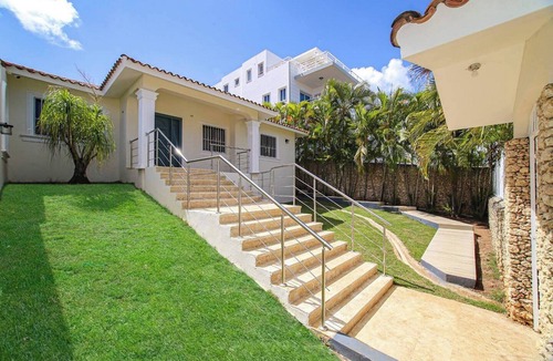 Villas Ana Maria Villa | Bring your lovers under the pool's waterfall