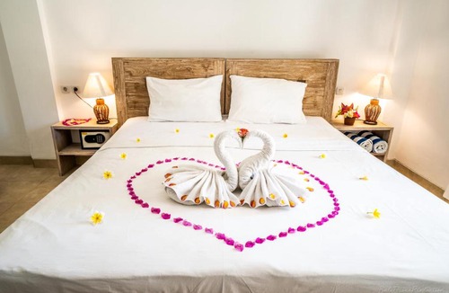 Purwakerti Hotel | Bunga Laut Bungalow