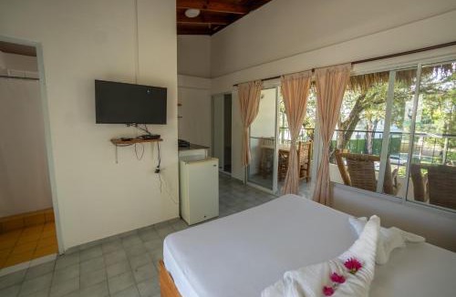 El Batey House | Bungalow #17 at Waterfront Playa Alicia