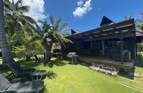 Moorea-Maiao House | Bungalow Moe Moea by ENJOY VILLAS/2 bdrm with AC/1 bath/beach access