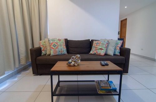 Lope De Vega Apartment | C4 BEST REVIEWS! SPACIOUS 1BR APT IN NACO