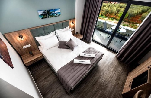Kalivia Poliyirou Hotel | Calda Resort