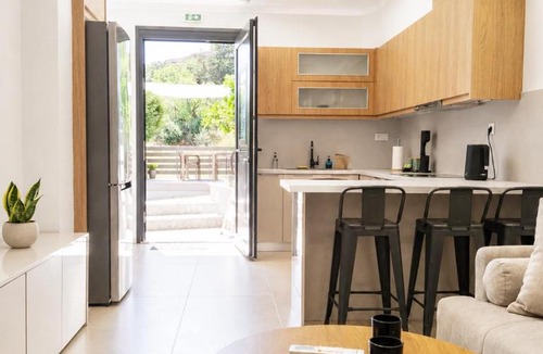 Chios House | Calm Horizon Residence
