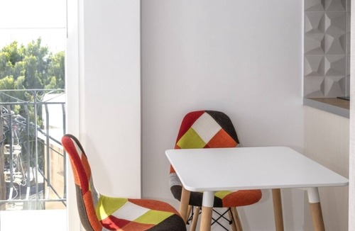 Ermoupoli Apartment | Calm Joy & J - Infinity