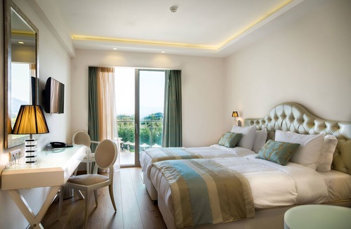 Kastoria Hotel | Calma Hotel & Spa