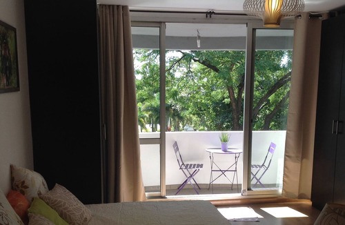 Pa'ofa'i Apartment | Carefully decorated studio, facing Paofai gardens and the port