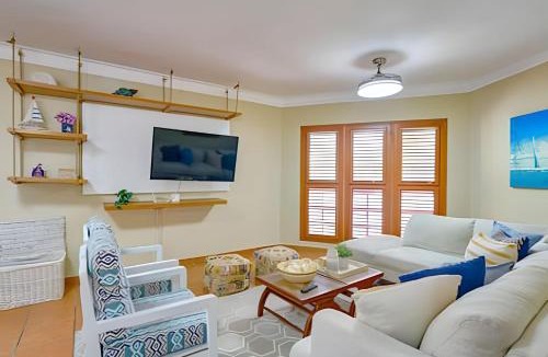 Juan Dolio - El Pueblo House | Caribbean Beachfront Living, Apartment