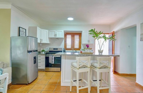 Caribbean Islands Apartment | Caribbean Living at bechfront Apartment